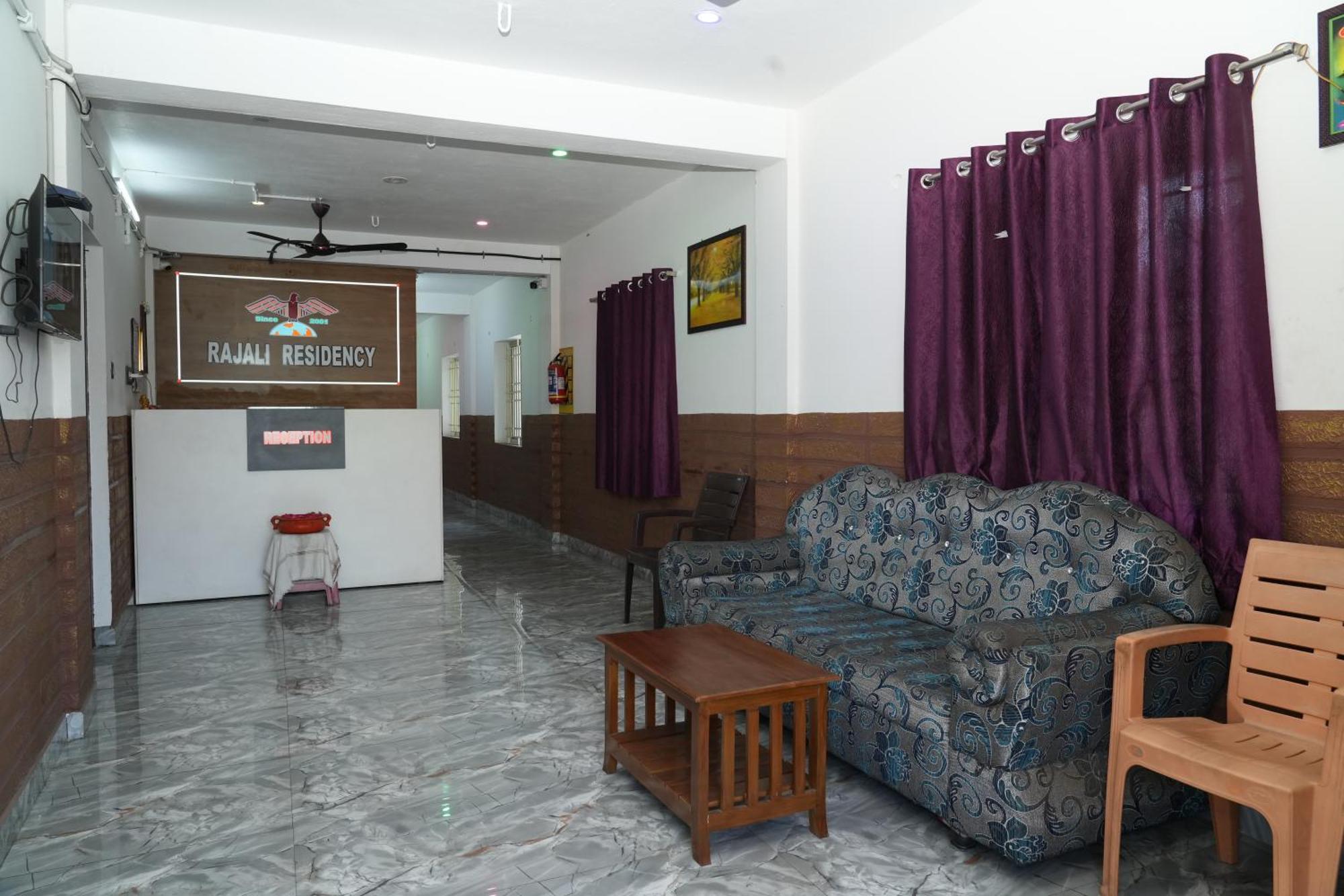 Hotel Rajali Residency Kulithalai Exteriér fotografie